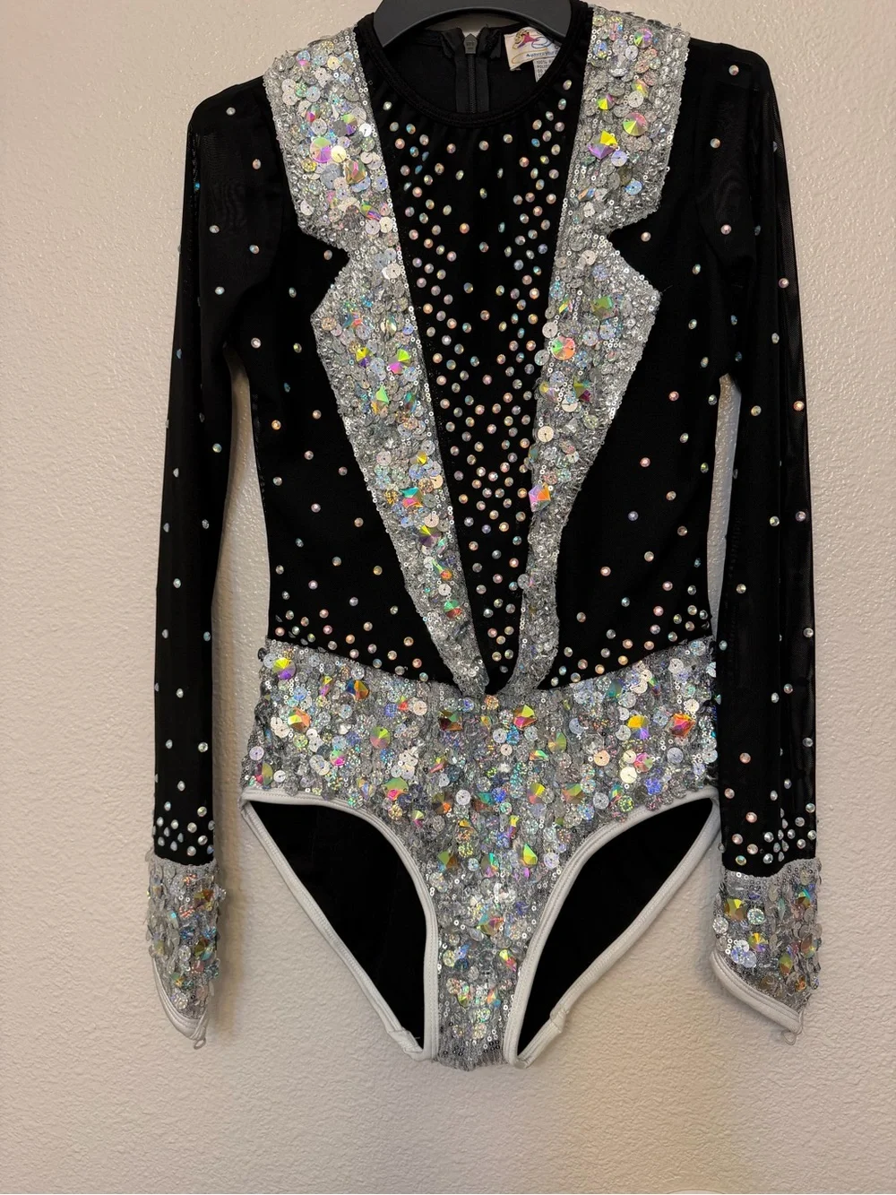 Glamour solo dance costume silver black tux Broadway jazz MA-Medium adult